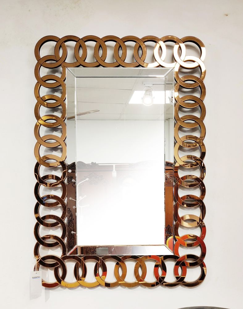 Large Golden Patterned Rectangular Diamond Cut Wall Mirror (Golden)